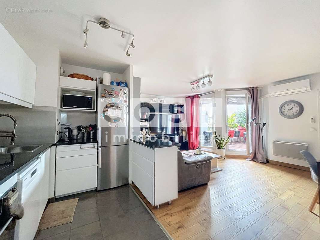 Appartement à BOIS-COLOMBES