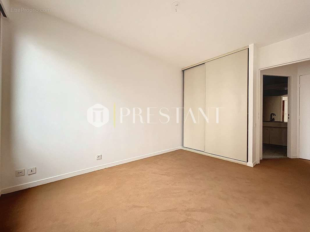 Appartement à ISSY-LES-MOULINEAUX