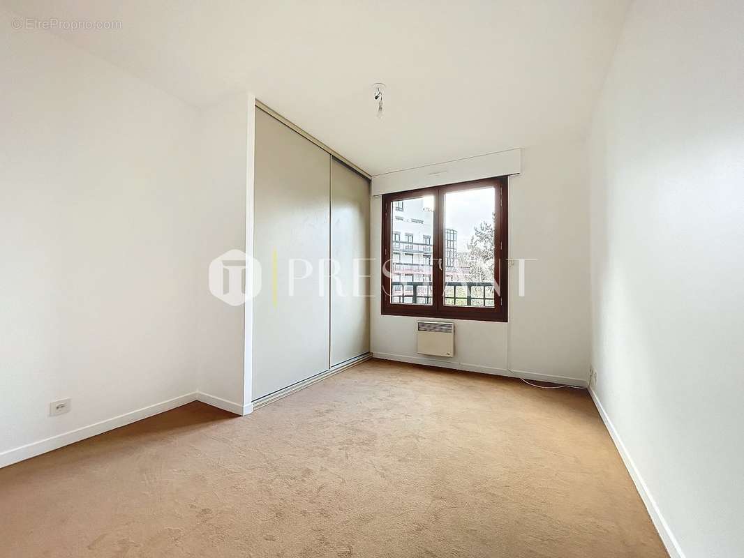 Appartement à ISSY-LES-MOULINEAUX