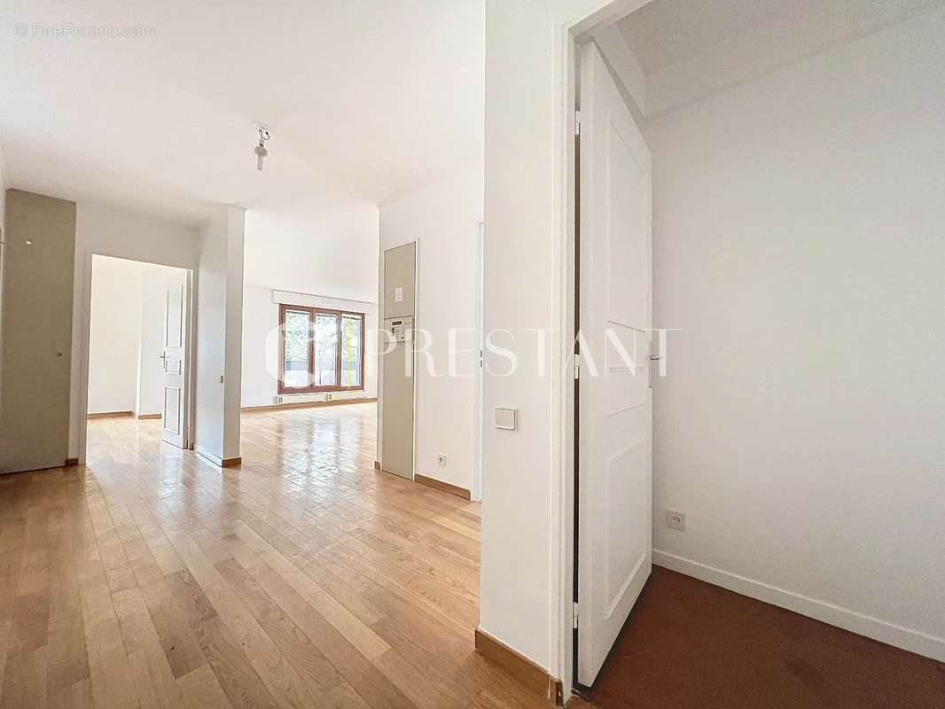 Appartement à ISSY-LES-MOULINEAUX