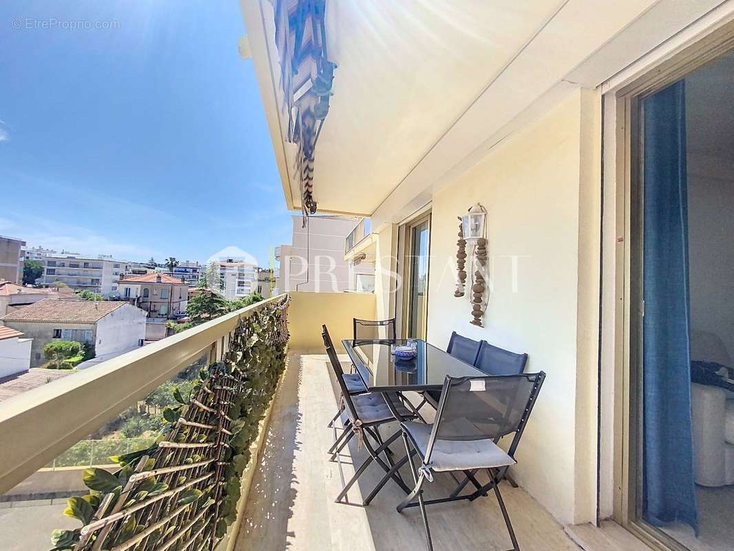 Appartement à CANNES