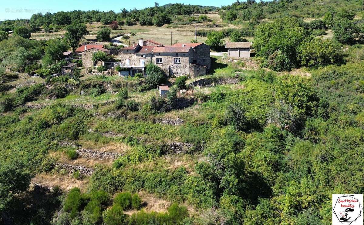 Maison à COLOMBIER-LE-VIEUX