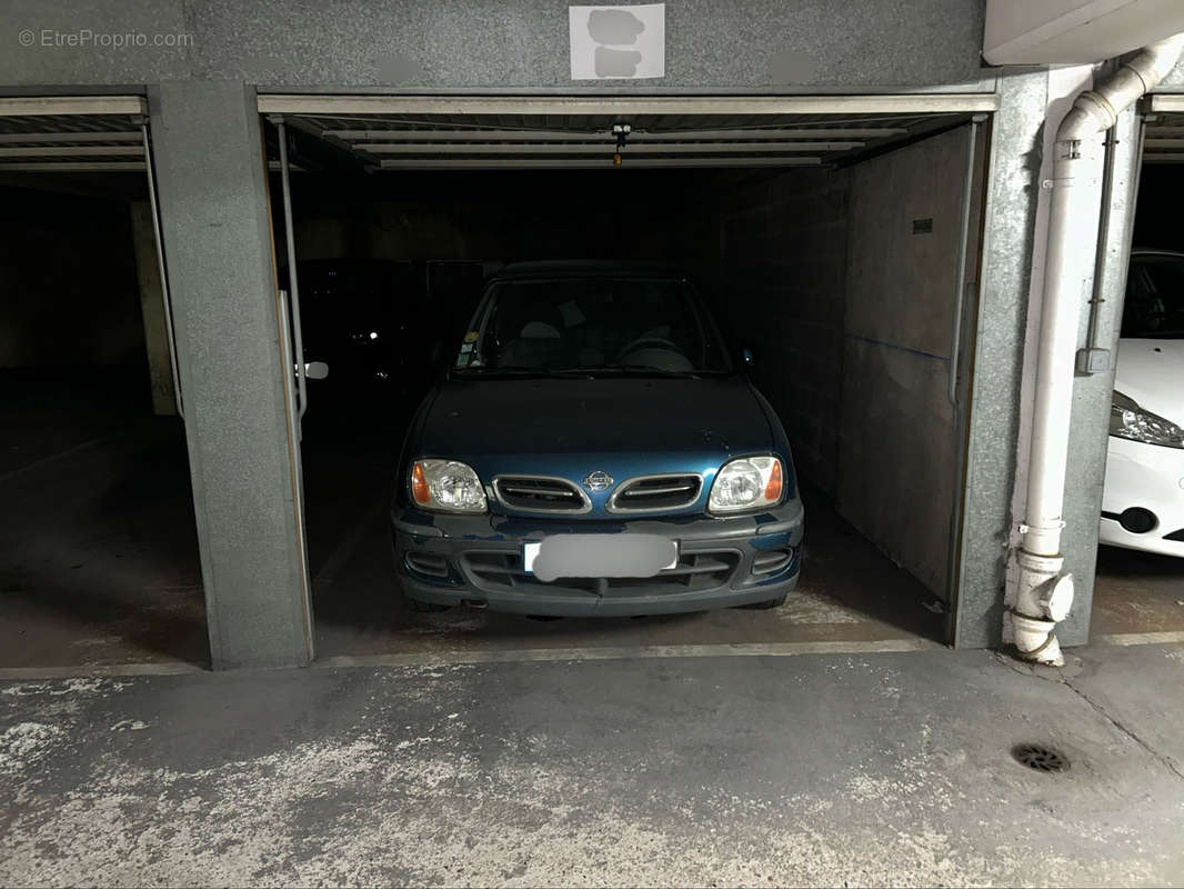 Parking à VINCENNES