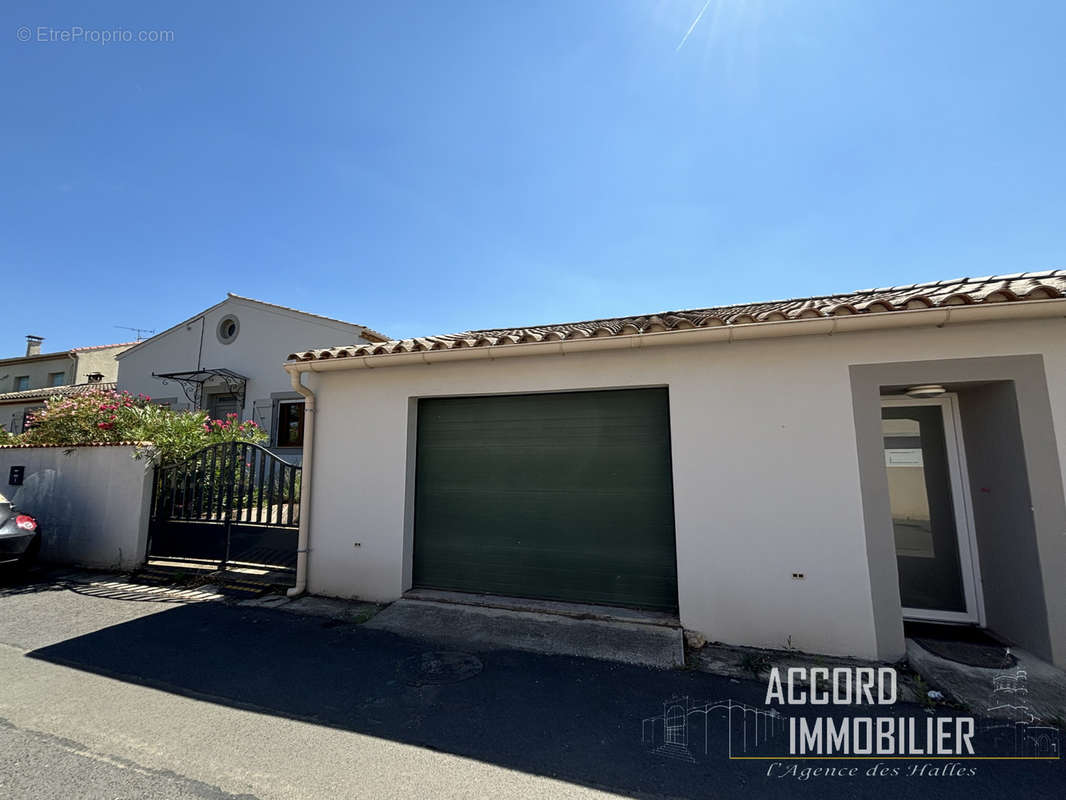 Maison à PRADES-SUR-VERNAZOBRE