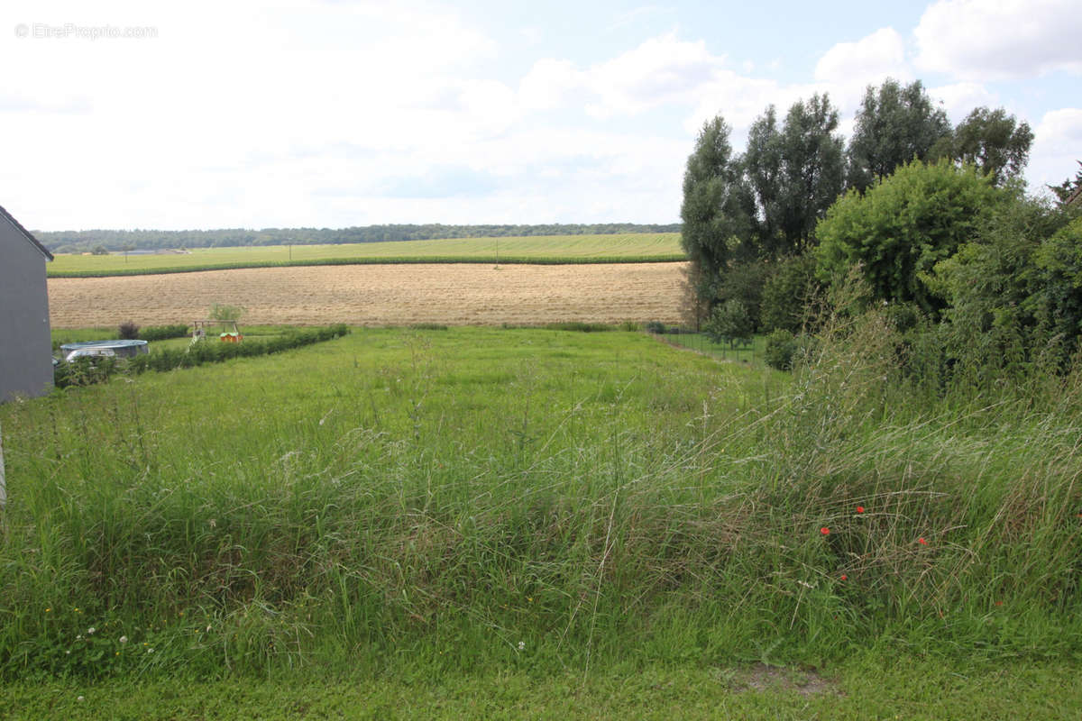 Terrain à VERDUN