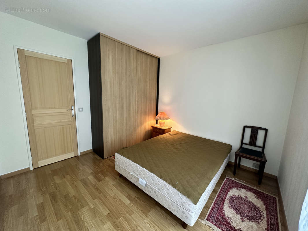 Appartement à MAGNY-LES-HAMEAUX