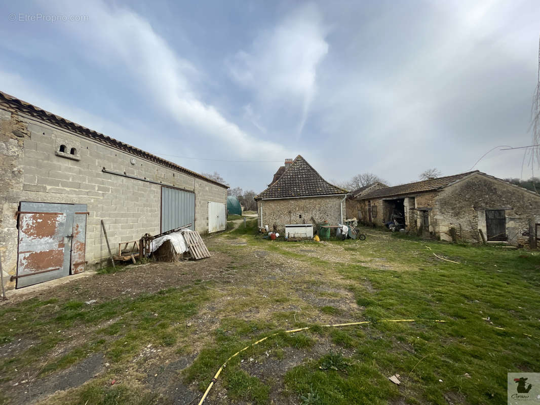 Maison à CENDRIEUX