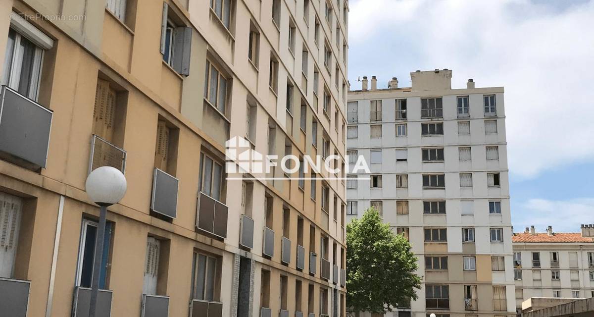 Appartement à MARSEILLE-9E