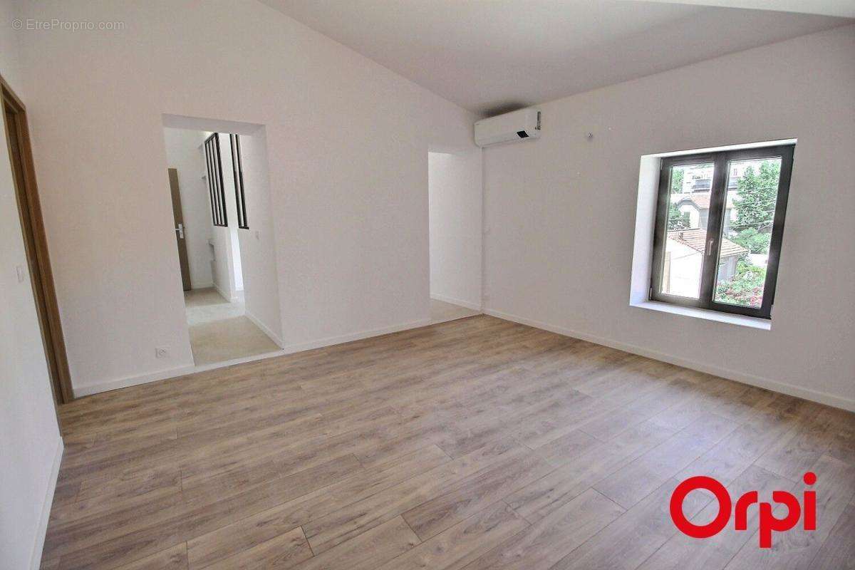 Appartement à MARSEILLE-13E