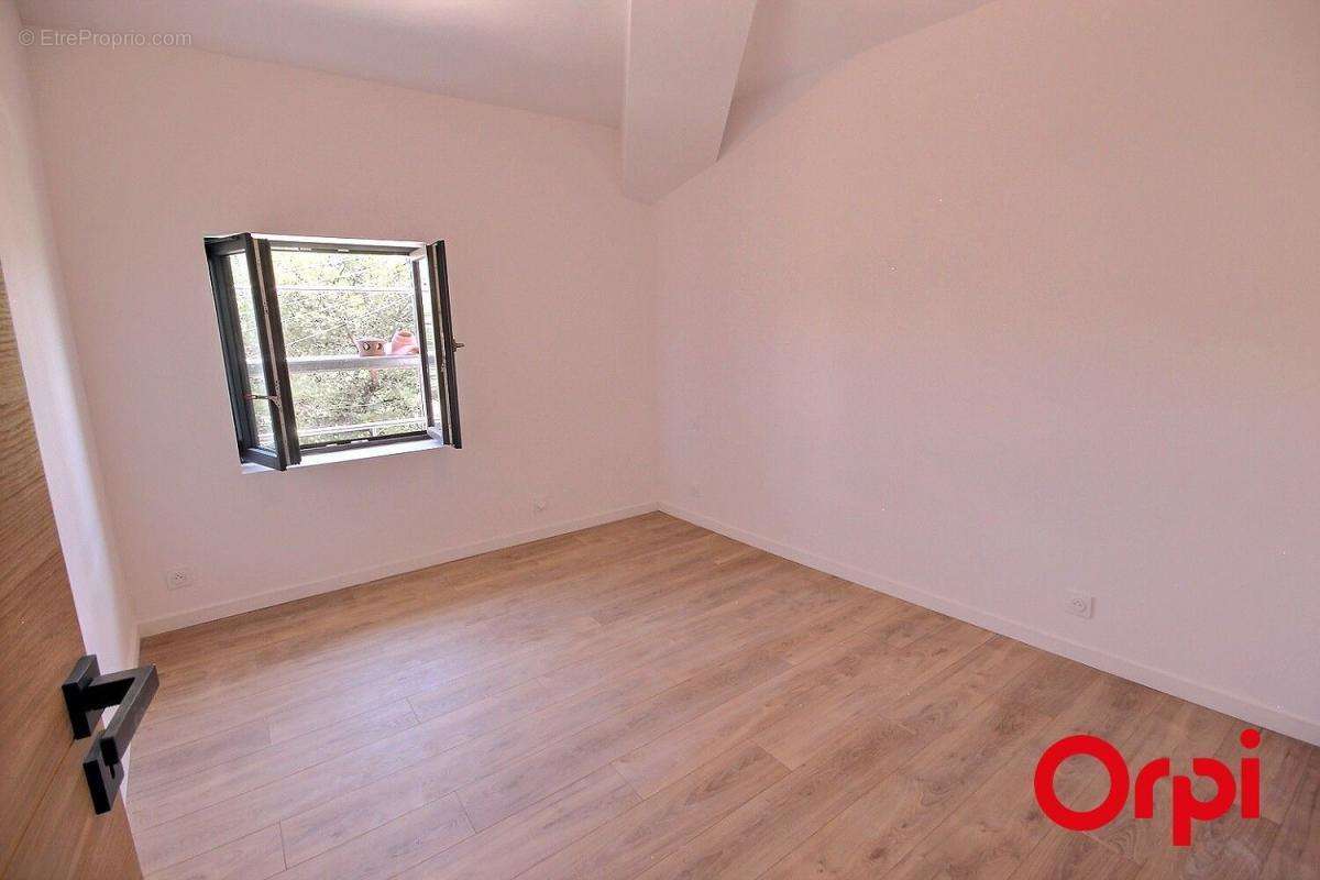 Appartement à MARSEILLE-13E