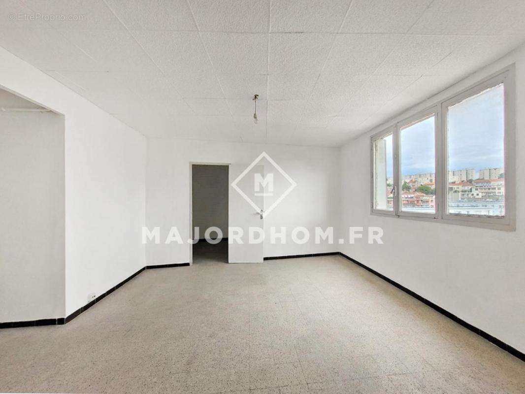 Appartement à MARSEILLE-14E