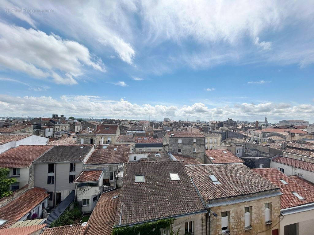 Appartement à BORDEAUX