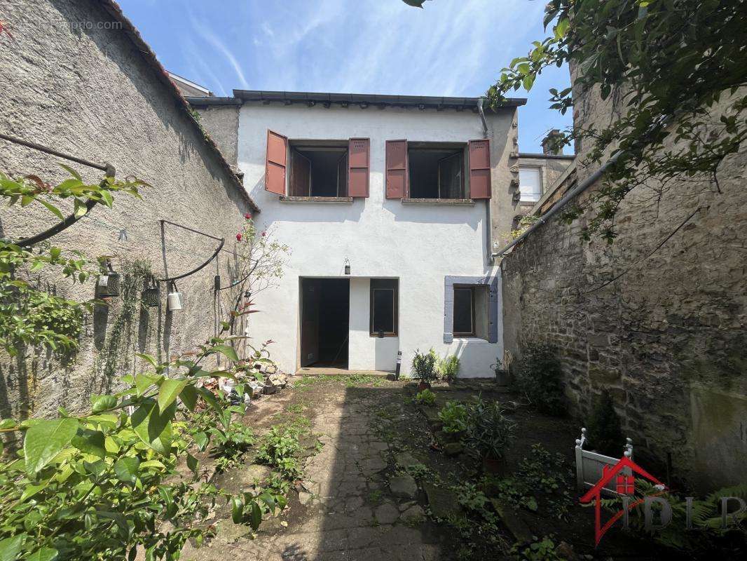 Maison à BOURBONNE-LES-BAINS