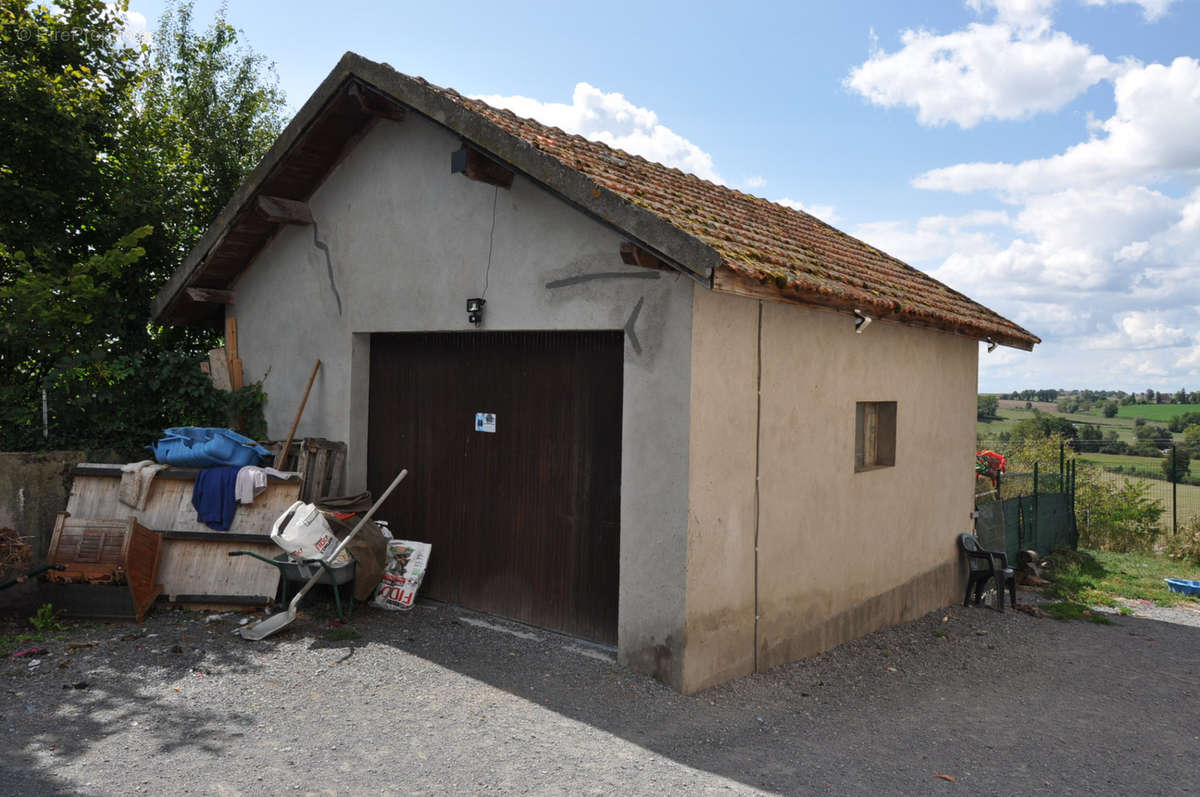 Maison à CHAVROCHES