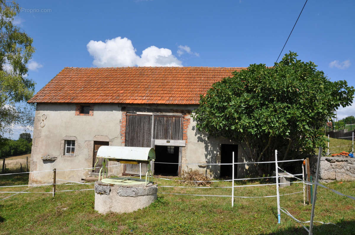 Maison à CHAVROCHES