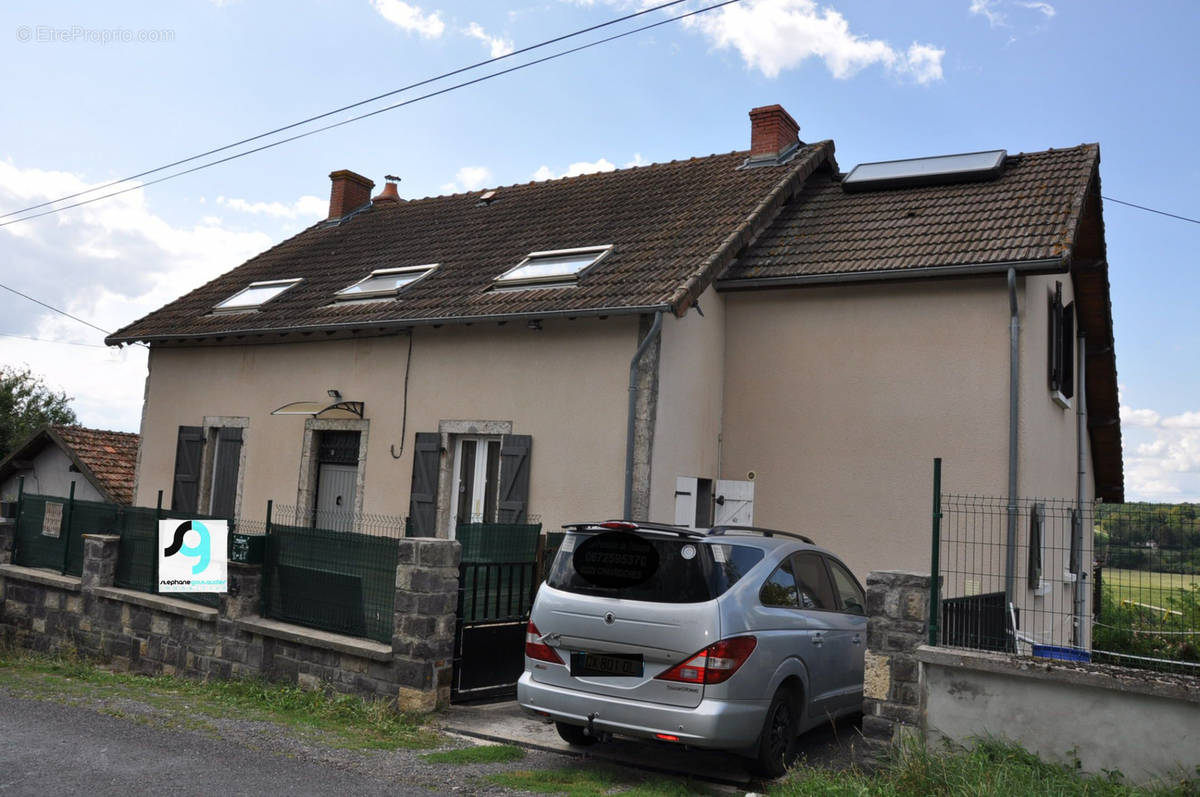 Maison à CHAVROCHES