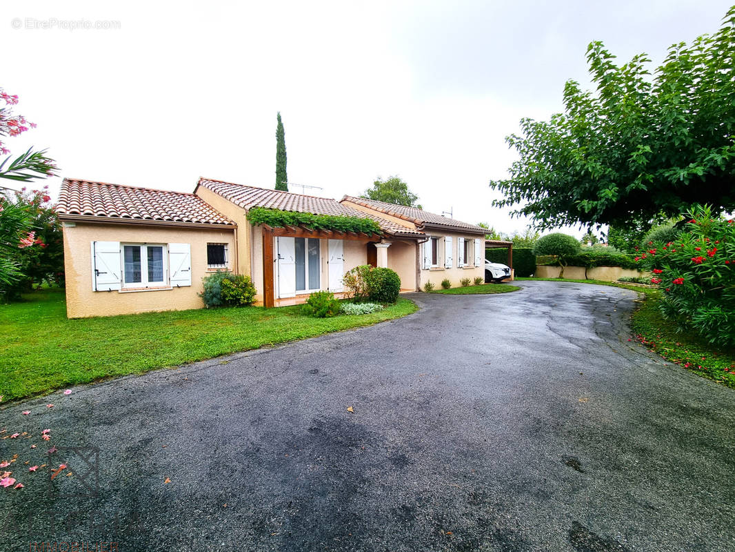 Maison à CASTANET-TOLOSAN