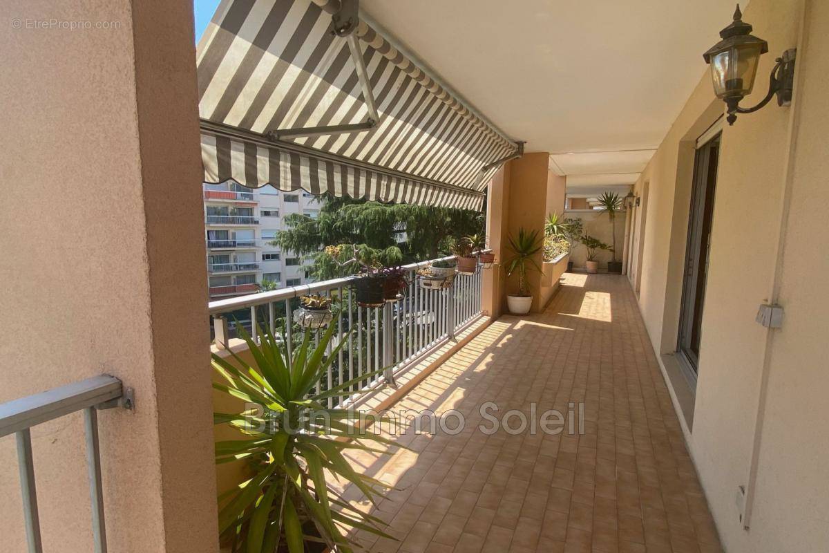 Appartement à CAGNES-SUR-MER