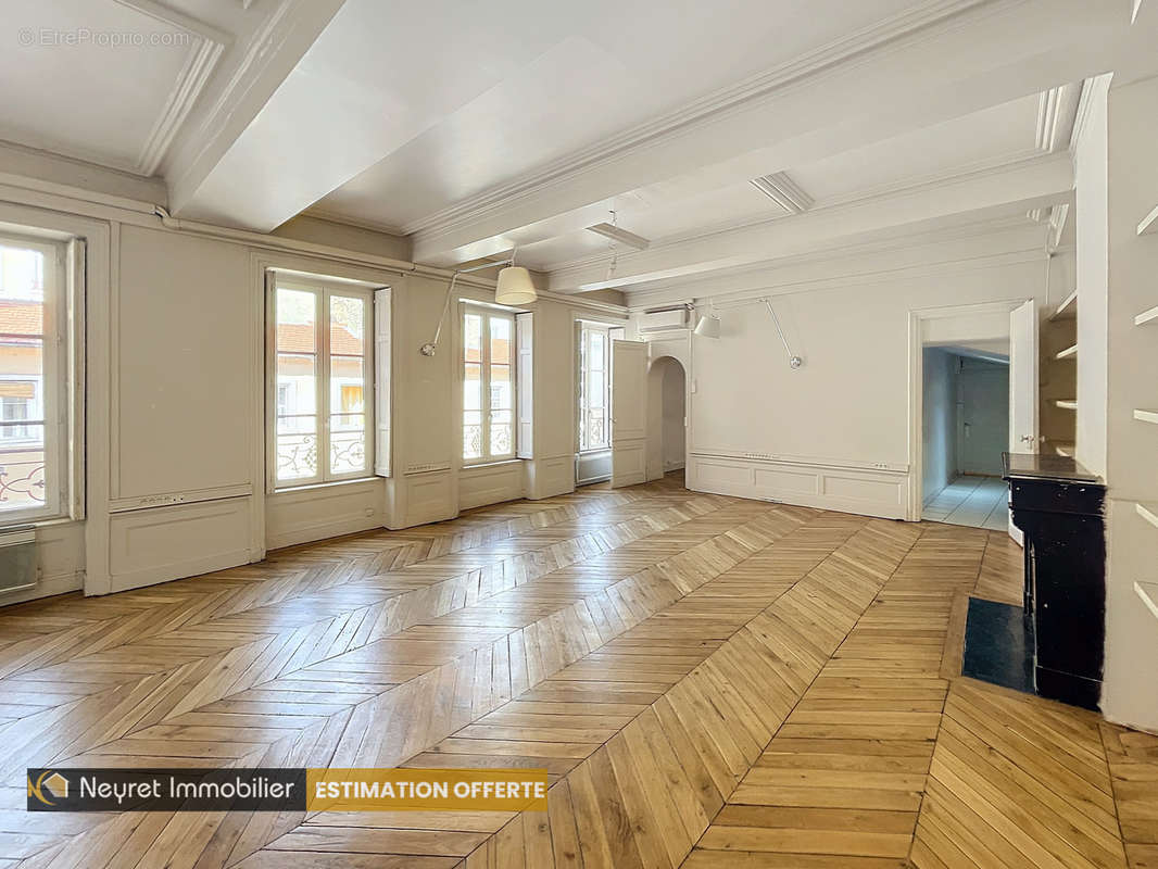 Appartement à LYON-1E