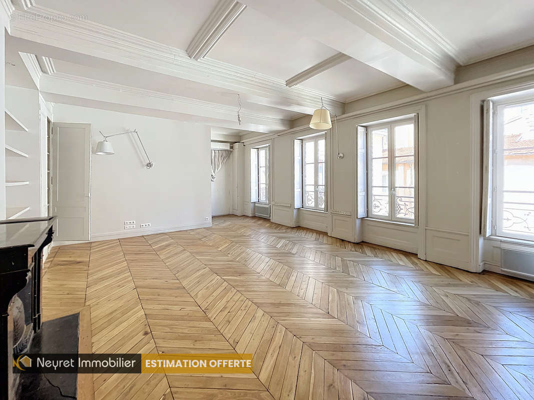 Appartement à LYON-1E