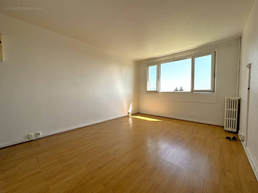 Appartement à FONTENAY-SOUS-BOIS