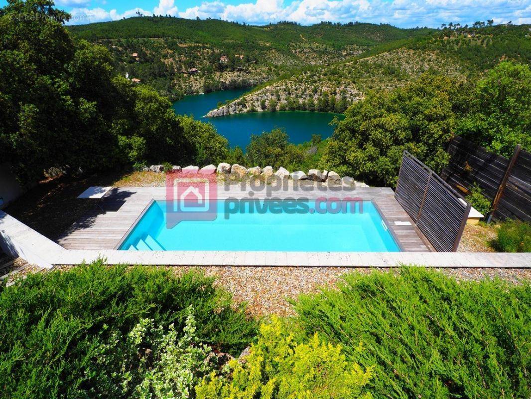 Maison à ESPARRON-DE-VERDON