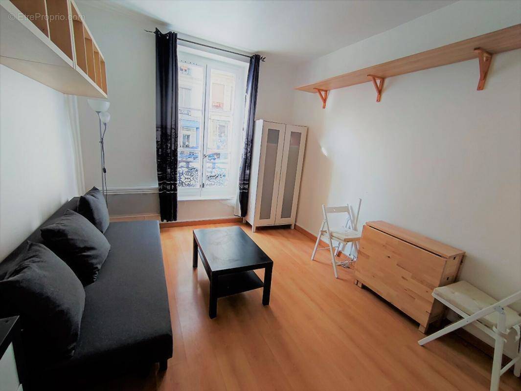 Appartement à PARIS-18E