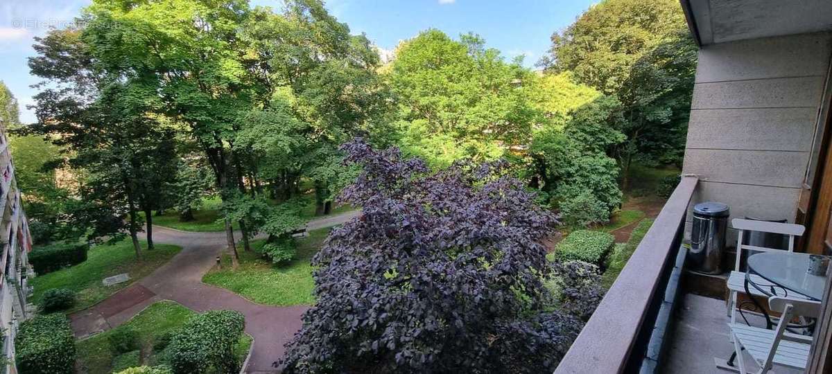 Appartement à LA CELLE-SAINT-CLOUD