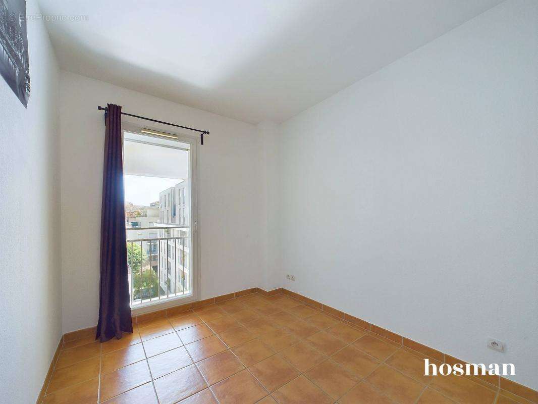 Appartement à MARSEILLE-2E