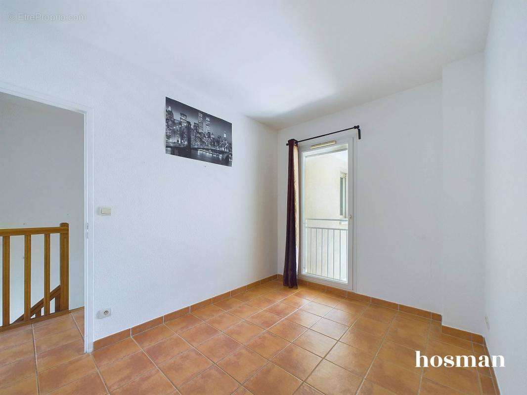 Appartement à MARSEILLE-2E