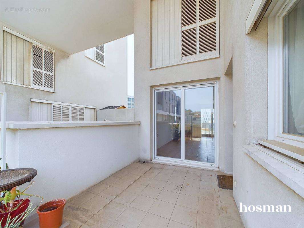 Appartement à MARSEILLE-2E