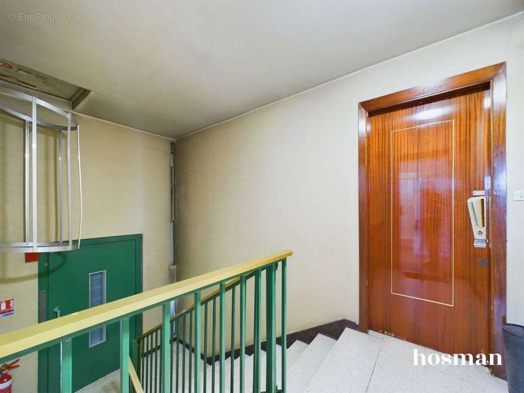 Appartement à MARSEILLE-3E