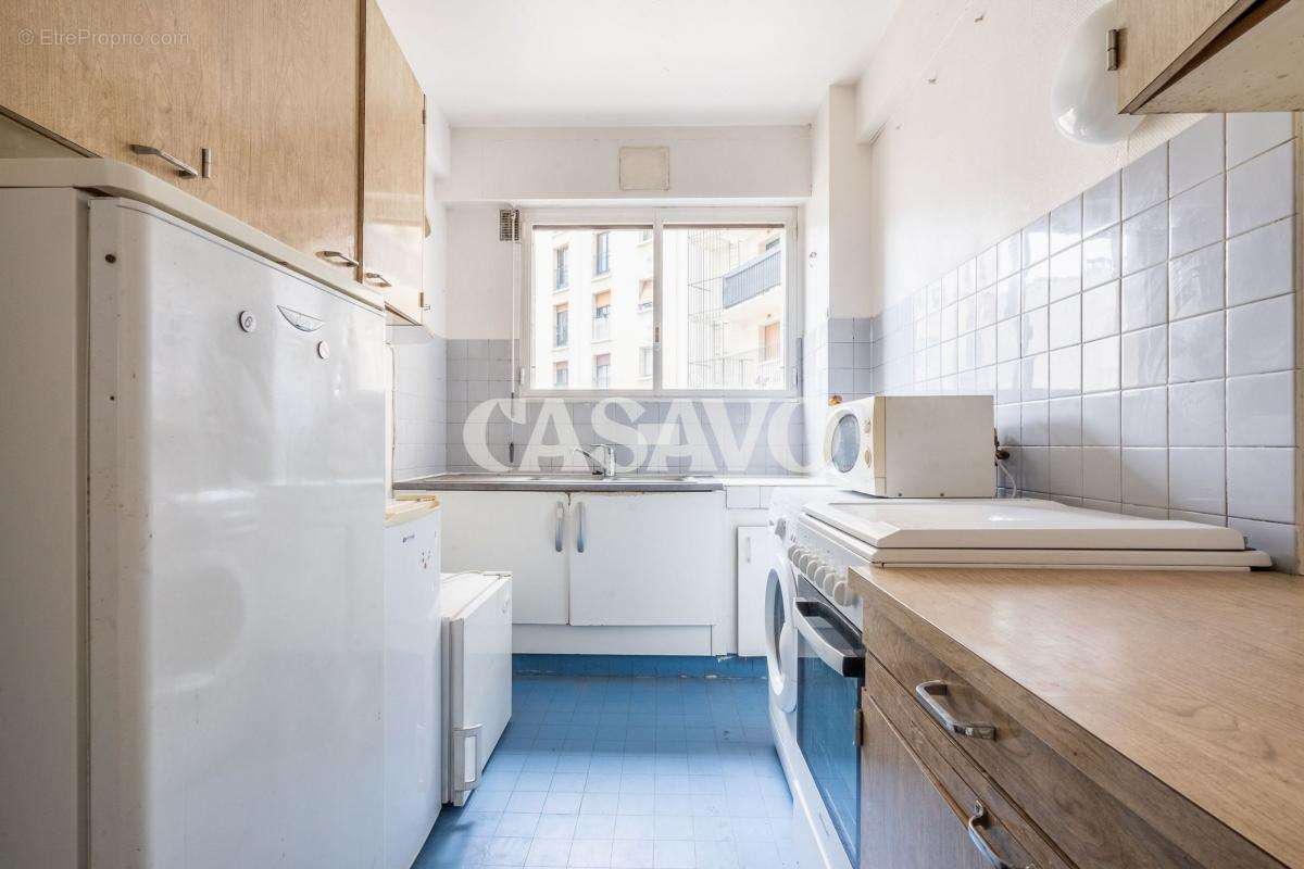 Appartement à PARIS-14E