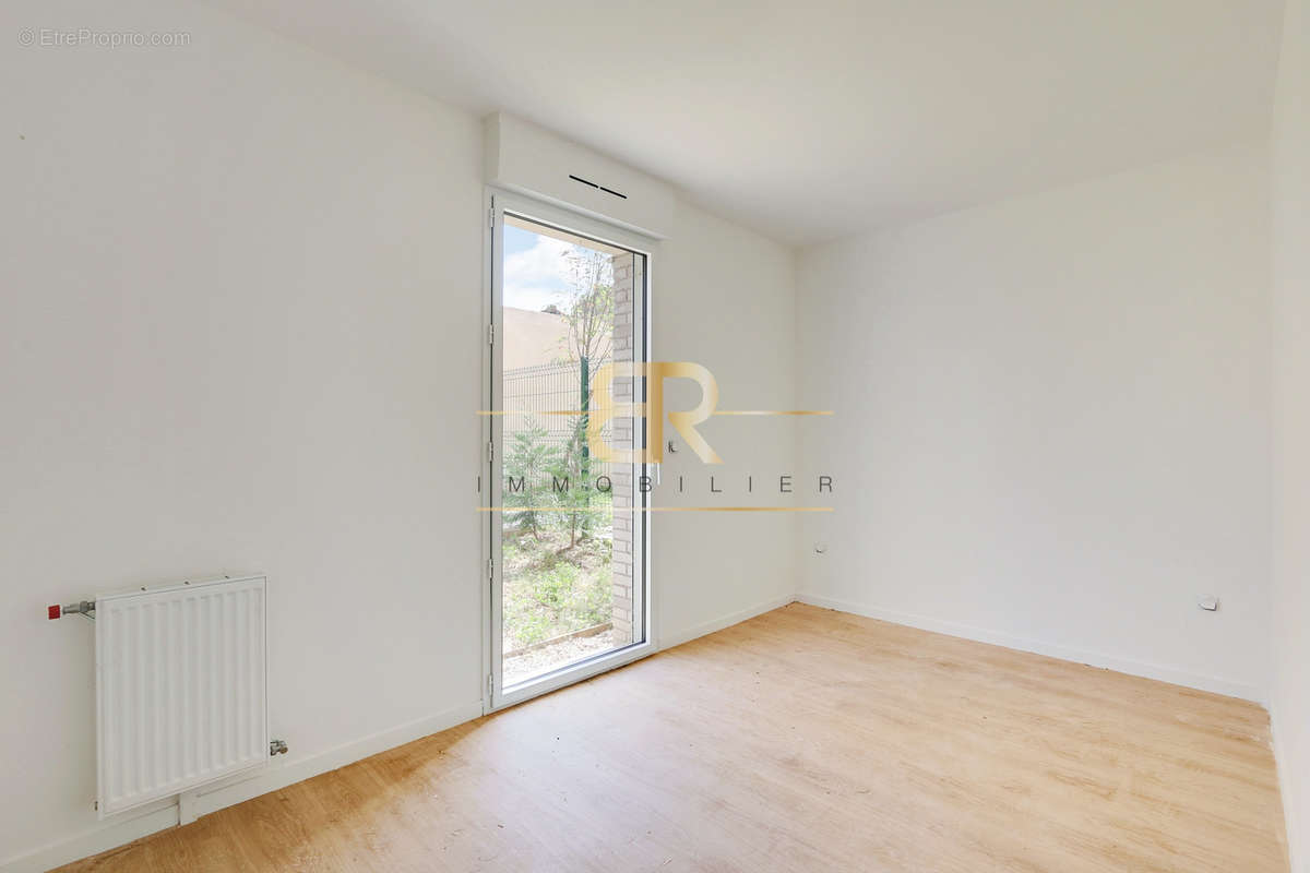 Appartement à AUBERVILLIERS