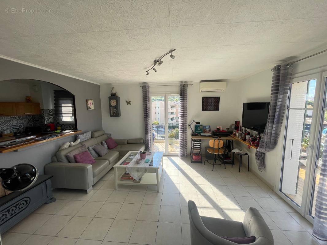 Appartement à SANARY-SUR-MER