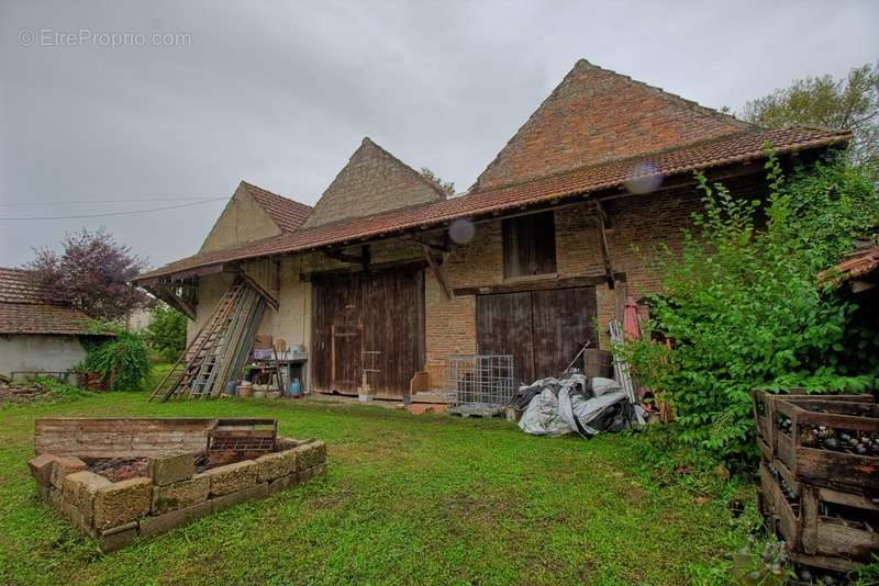 Maison à TAVAUX