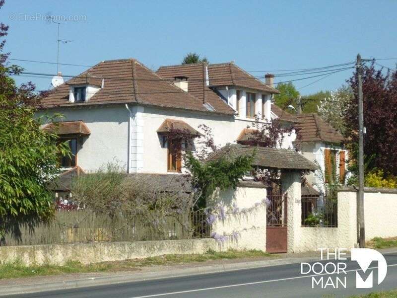 Maison à FORGES-LES-BAINS