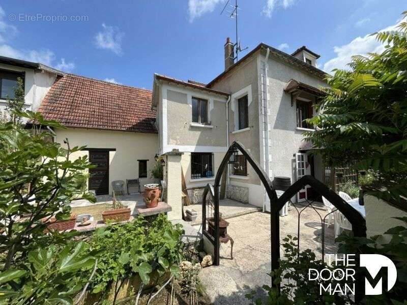 Maison à FORGES-LES-BAINS