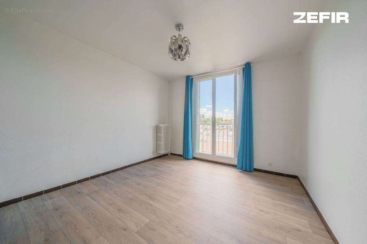 Appartement à MARSEILLE-13E