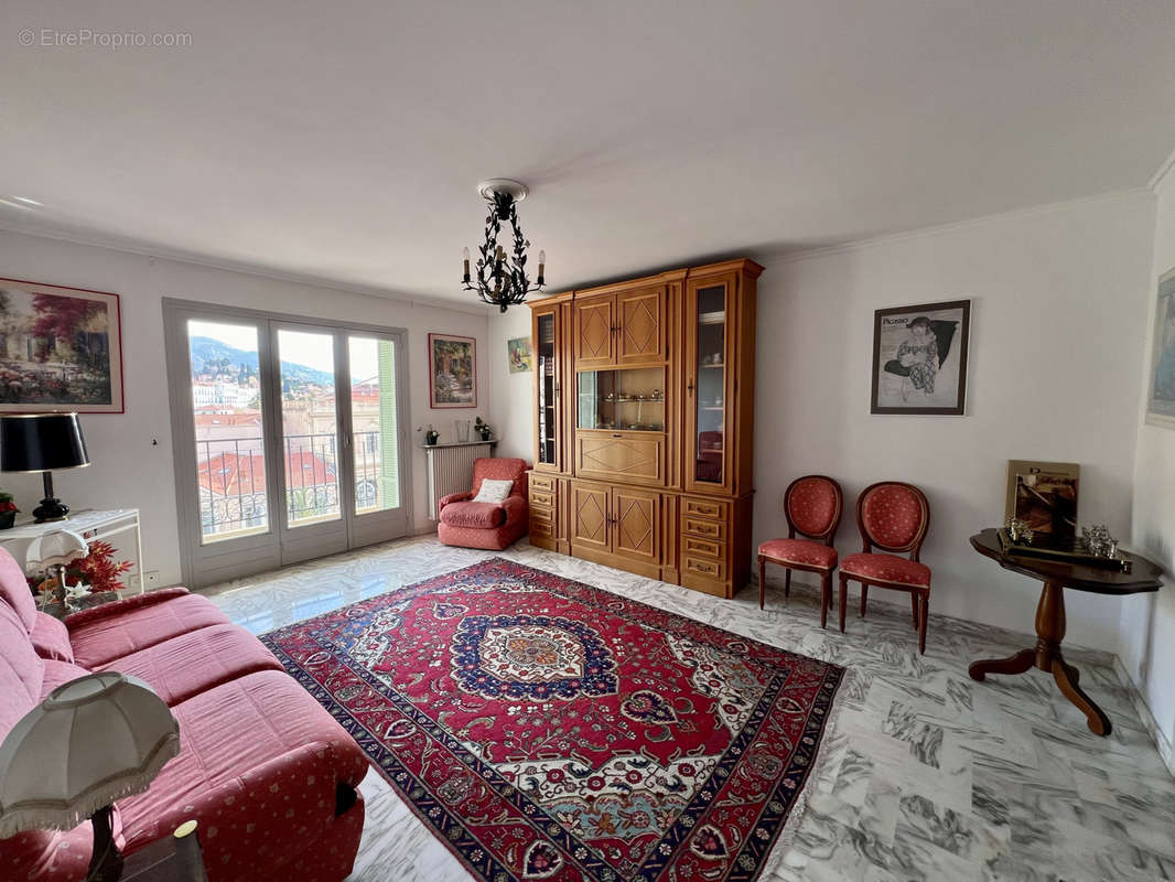 Appartement à MENTON