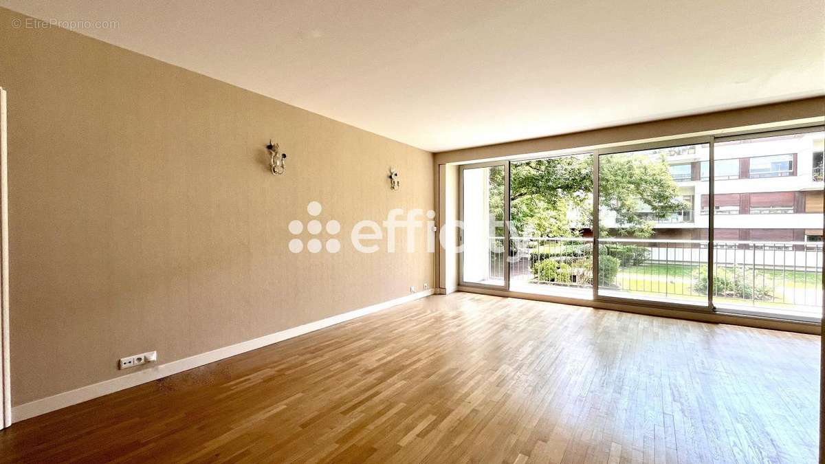 Appartement à LOUVECIENNES