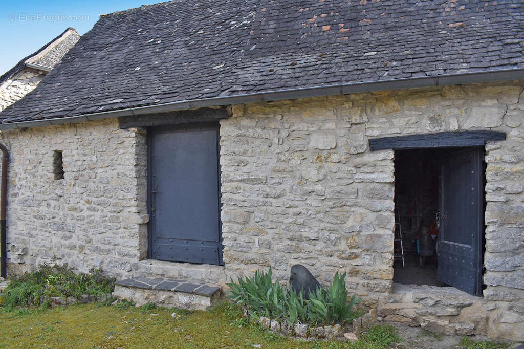 Maison à CONDAT-SUR-VEZERE