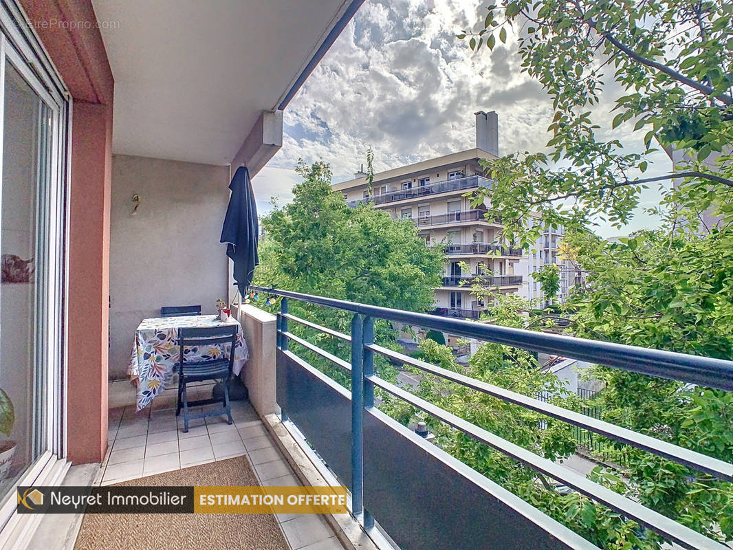 Appartement à LYON-7E