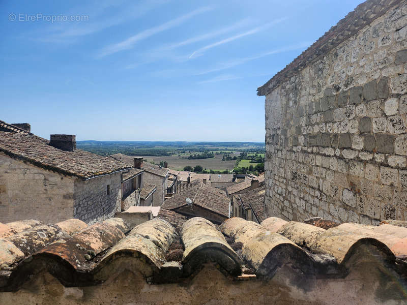 Maison à MONFLANQUIN