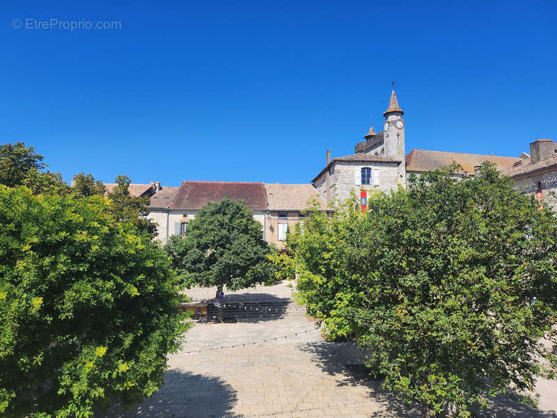 Maison à MONFLANQUIN