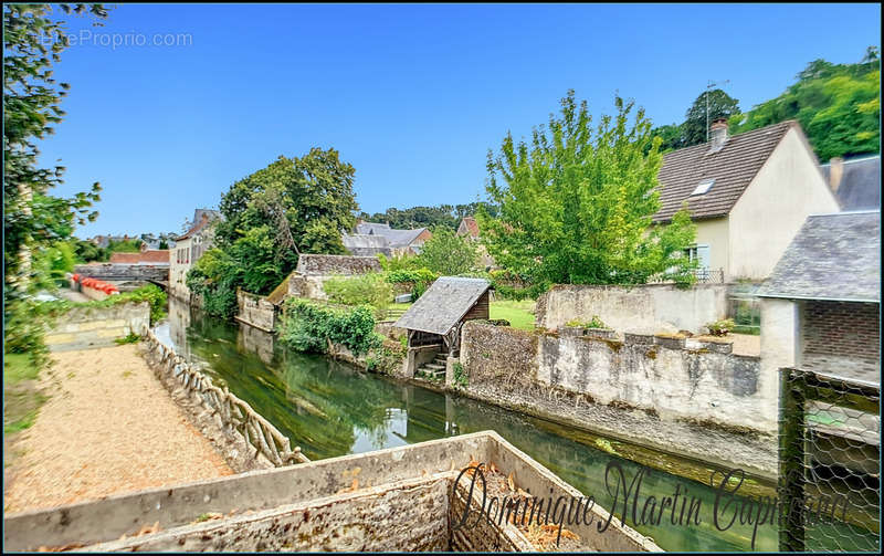 Maison à LA CHARTRE-SUR-LE-LOIR