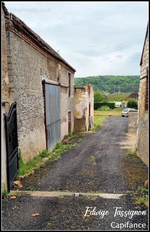 Maison à MALAY-LE-PETIT