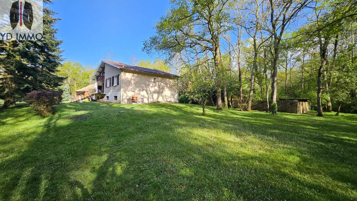 Maison à CABANAC-ET-VILLAGRAINS