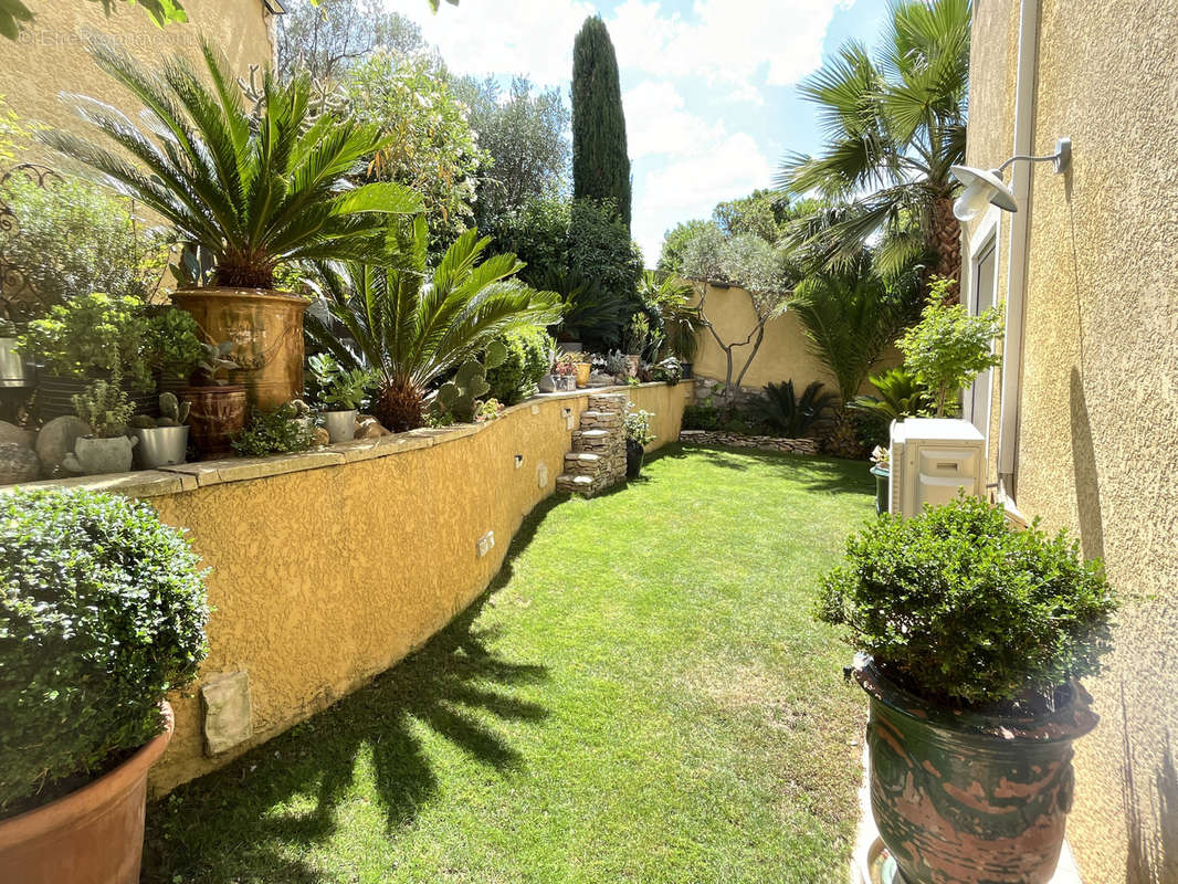 Maison à NIMES