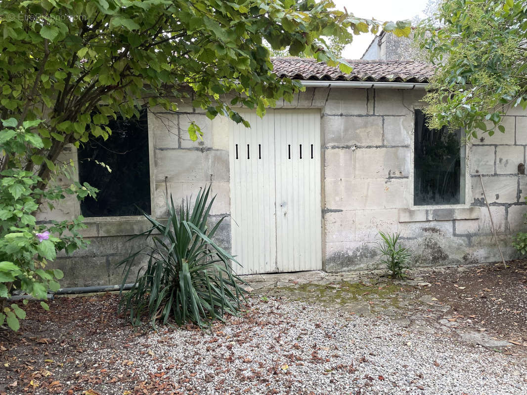 Maison à COGNAC